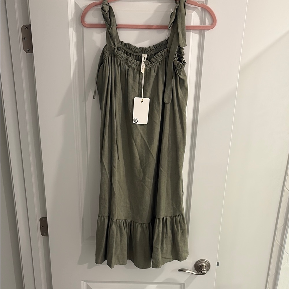Vanilla Bay Green Spaghetti Strap Sundress